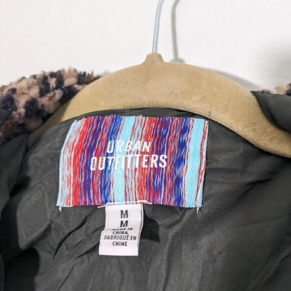 Green Leopard Cheetah Oversized Fleece Sherpa Zip Up Hooded Unisex Jacket - Picture 5 of 5